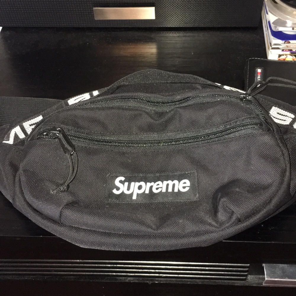 Supreme ss18 waist bag